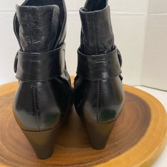 Miz Mooz TWEEZER Heeled Leather Ankle Booties - Picture 5 of 12